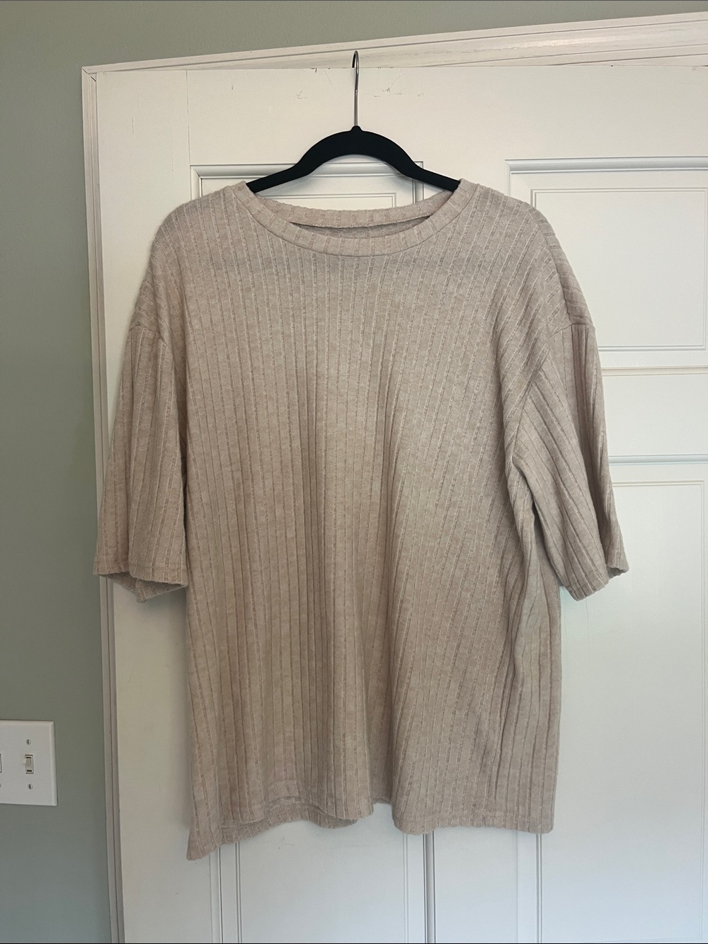 Women’s Ribbed Short-Sleeve Shirt Crewneck Shirt - Beige